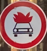 Keine brennenden Autos